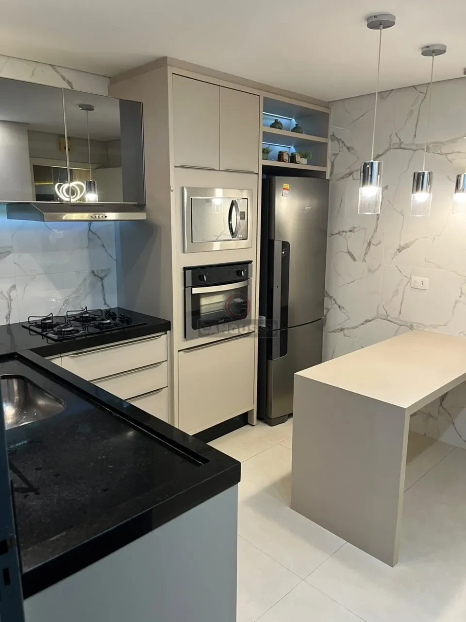 Imagens do imóveis Casa à Venda no Centro – 3 Dormitórios, Suíte e Planejados