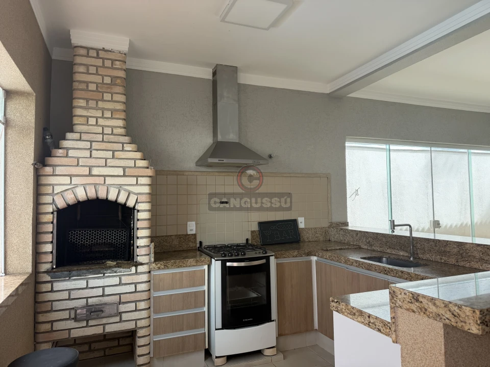 Imagens do imóveis Casa para locação no condomínio sun lake