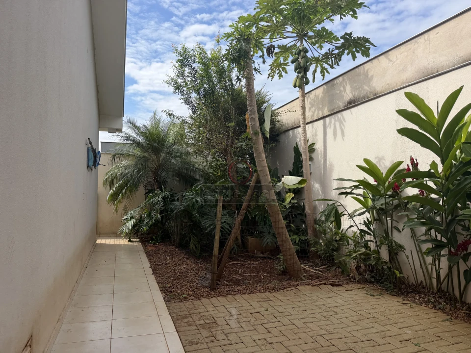 Imagens do imóveis Casa para locação no condomínio sun lake