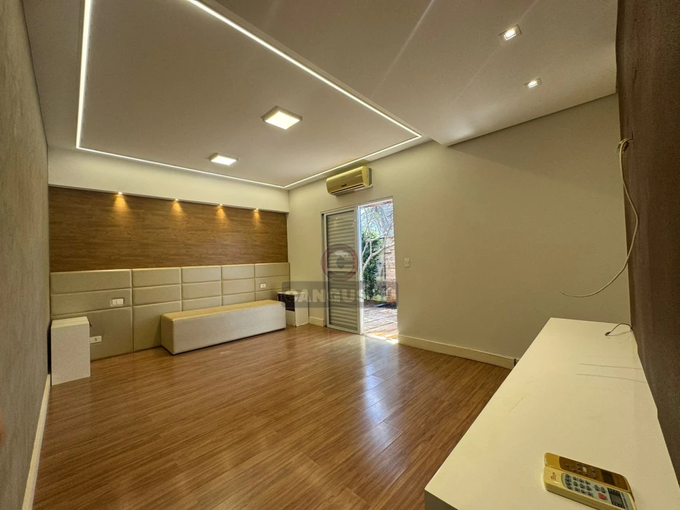 Imagens do imóveis Casa à venda no Condomínio Sun Lake