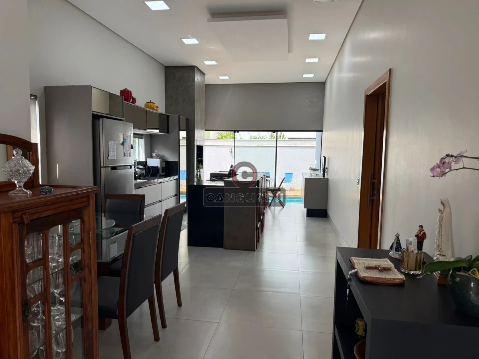 Imagens do imóveis Casa à venda no Tauá – 4 quartos, suítes e pé-direito alto