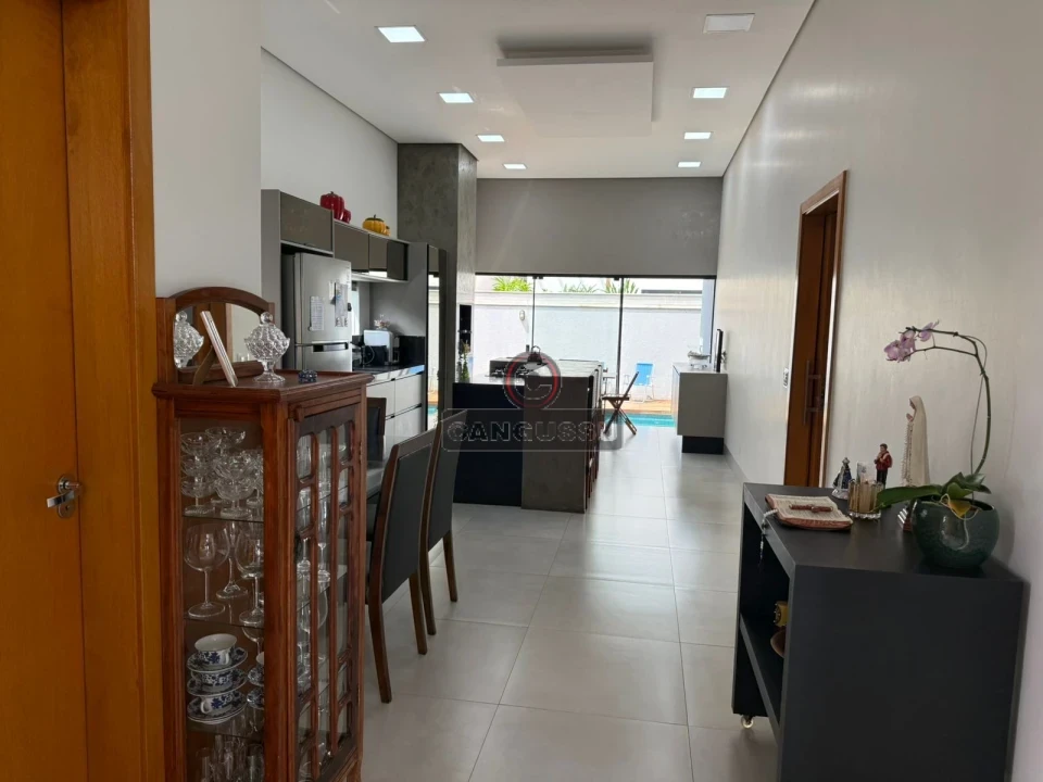 Imagens do imóveis Casa à venda no Tauá – 4 quartos, suítes e pé-direito alto