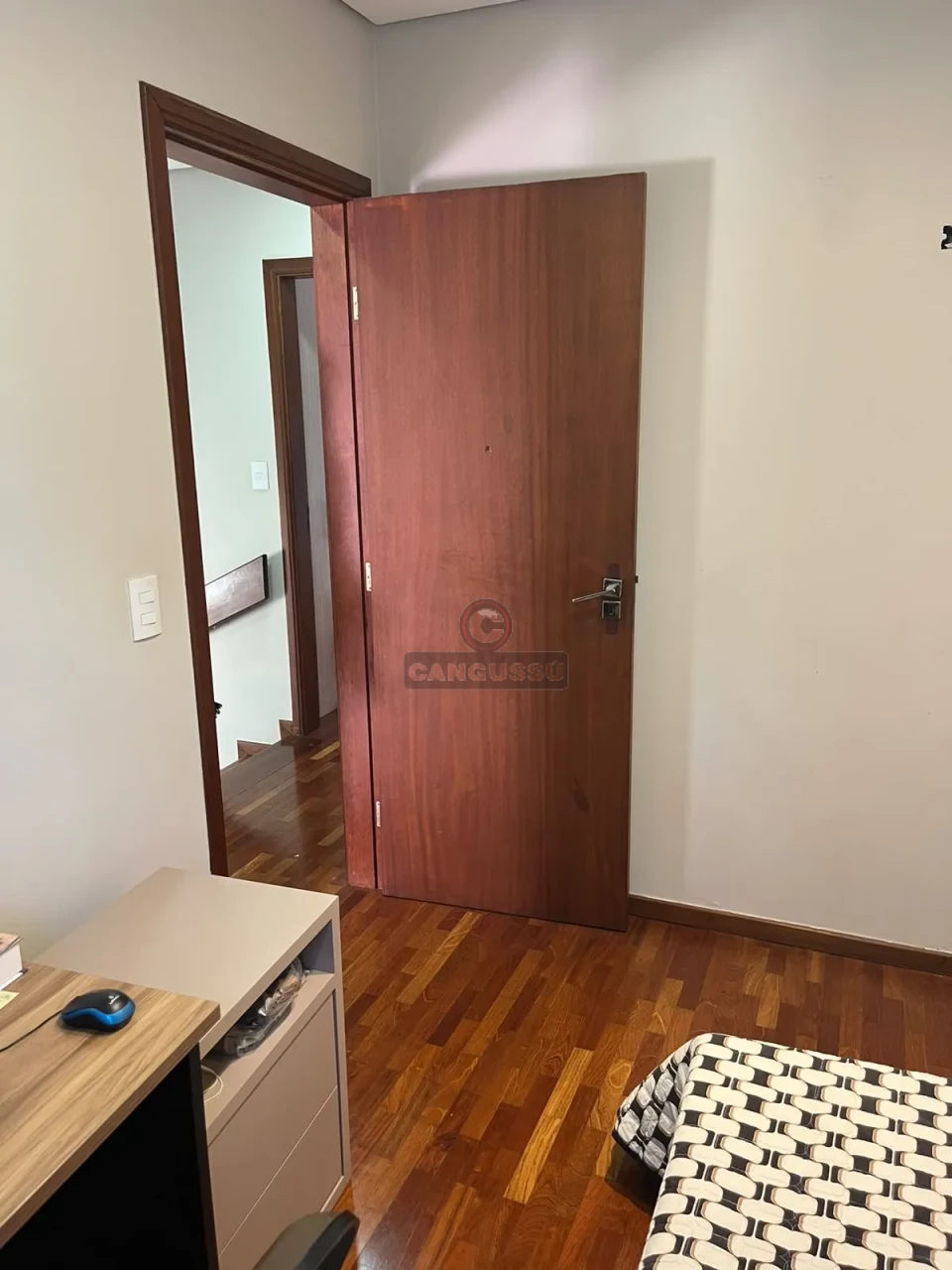 Imagens do imóveis Casa à Venda no Centro – 3 Dormitórios, Suíte e Planejados