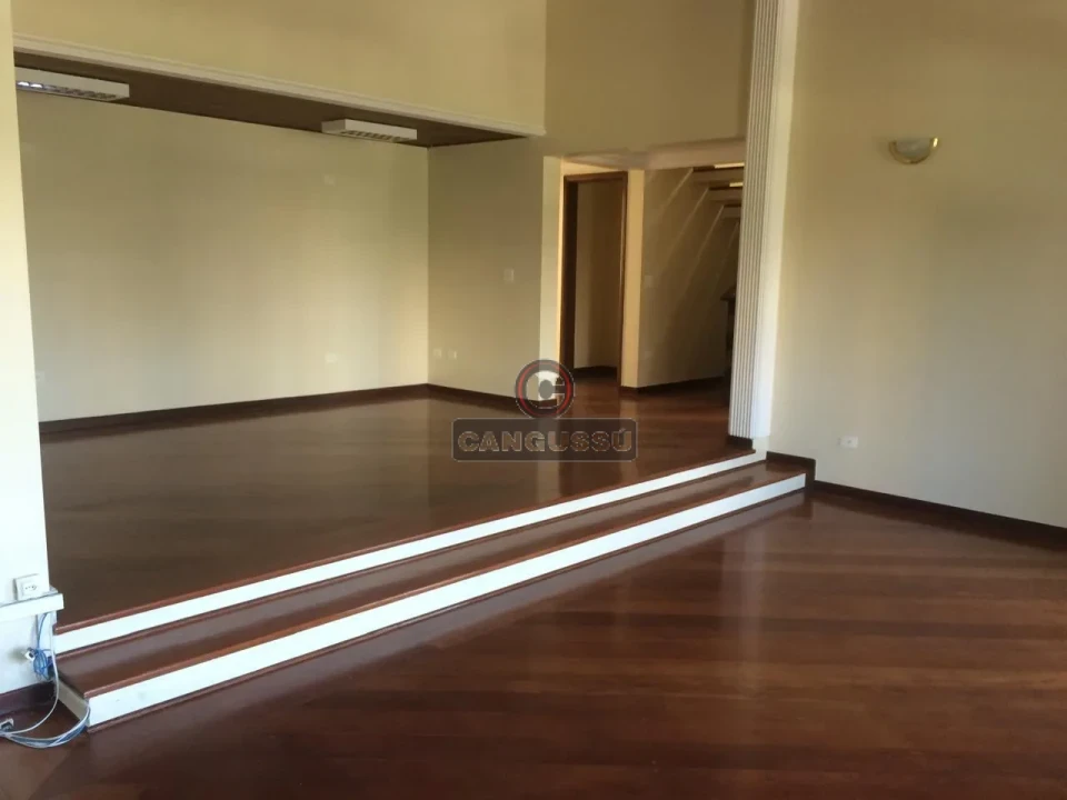 Imagens do imóveis SOBRADO COM PISCINA À VENDA E LOCAÇÃO – AO LADO DO BIGGS!
