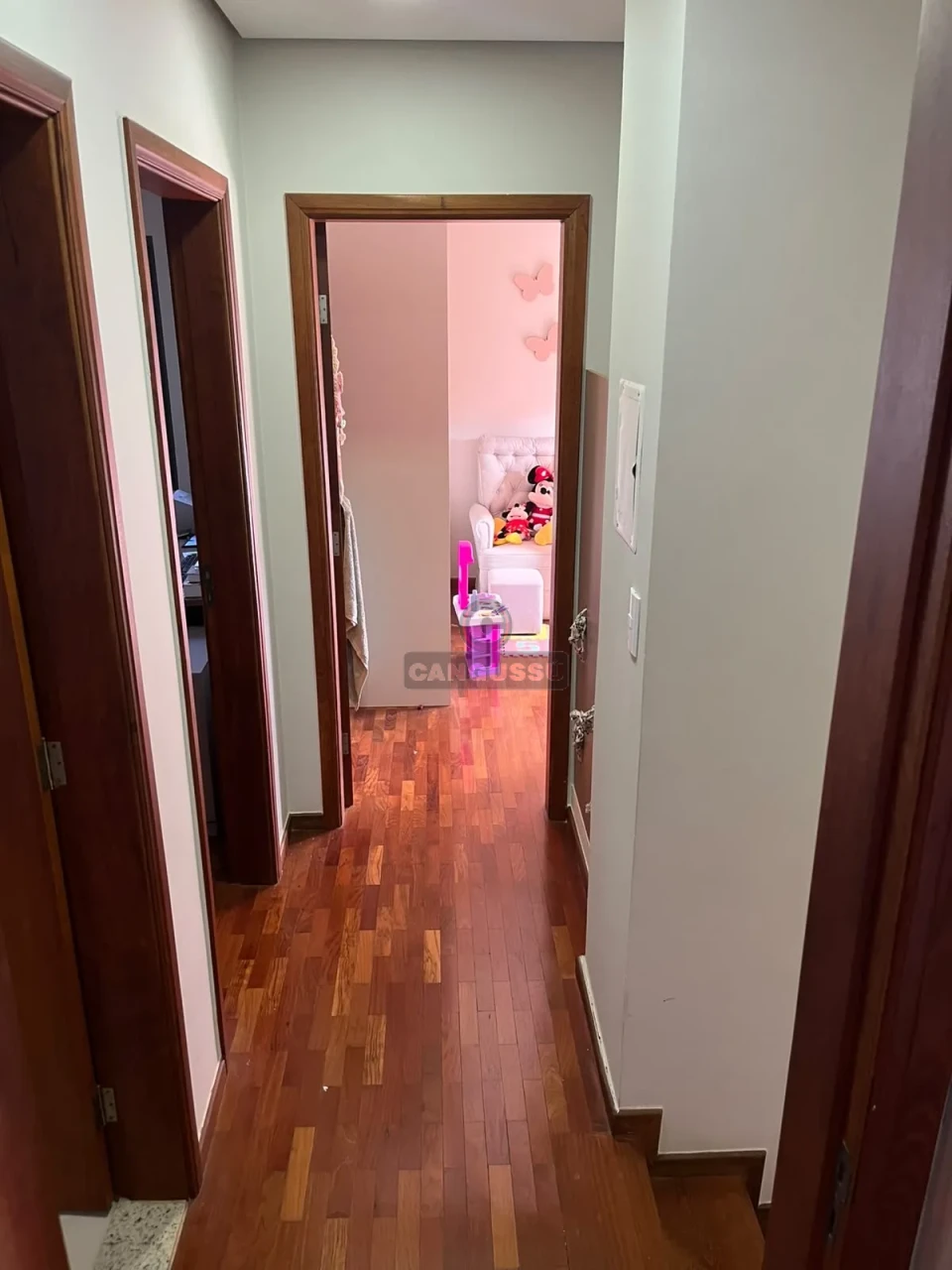 Imagens do imóveis Casa à Venda no Centro – 3 Dormitórios, Suíte e Planejados