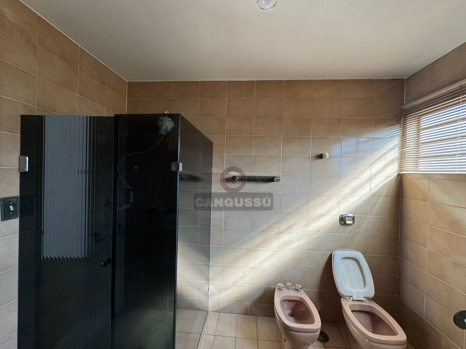 Imagens do imóveis CASA COMERCIAL PARA LOCAÇÃO