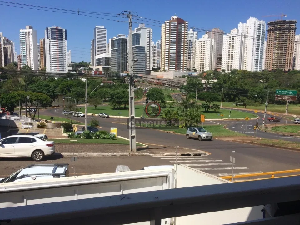 Imagens do imóveis SOBRADO COM PISCINA À VENDA E LOCAÇÃO – AO LADO DO BIGGS!