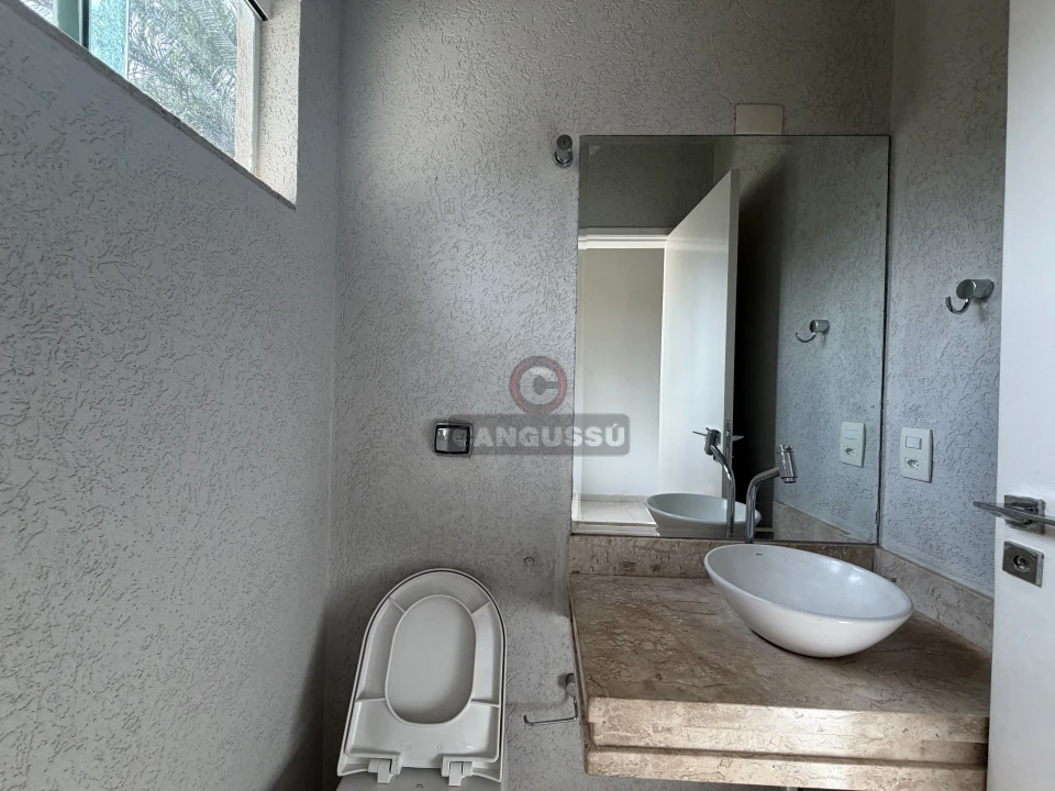Imagens do imóveis Casa para locação no condomínio sun lake