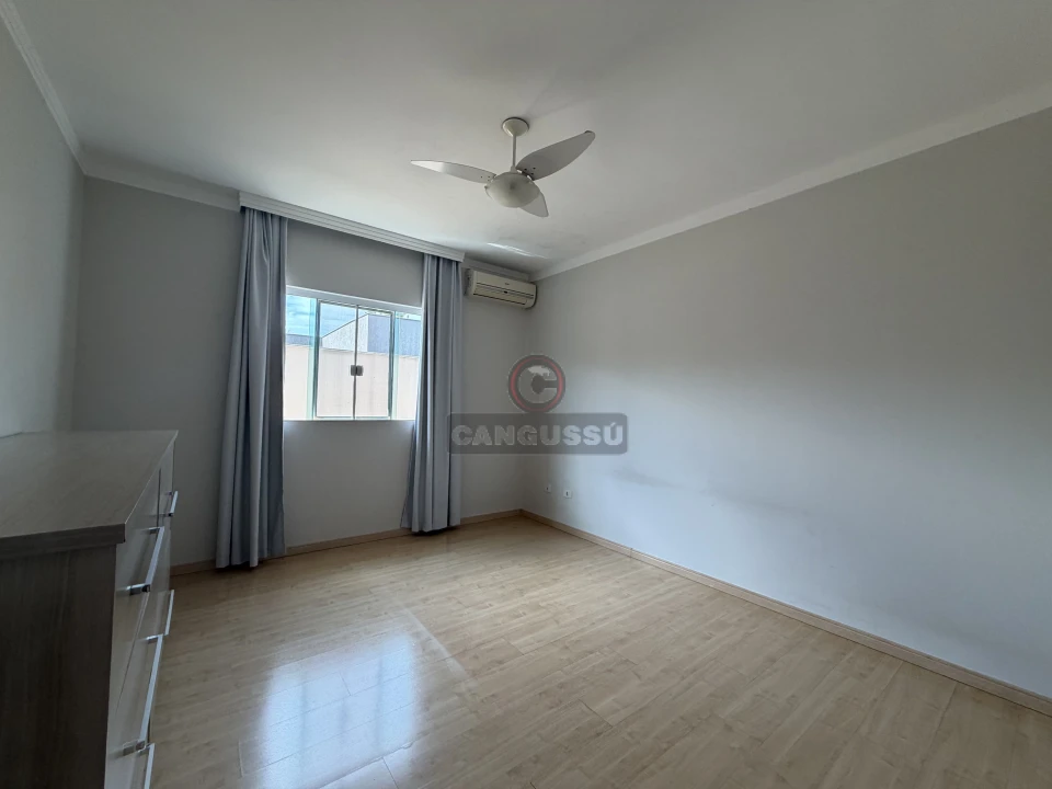 Imagens do imóveis Casa para locação no condomínio sun lake