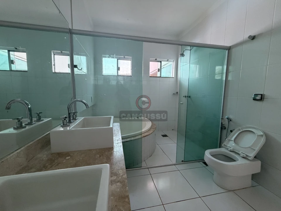 Imagens do imóveis Casa para locação no condomínio sun lake