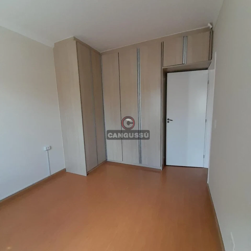 Imagens do imóveis Casa à Venda no Jardim San Remo | 200 m², 3 Quartos e Próxima ao Shopping Contour
