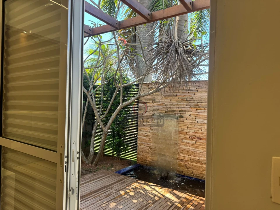 Imagens do imóveis Casa à venda no Condomínio Sun Lake