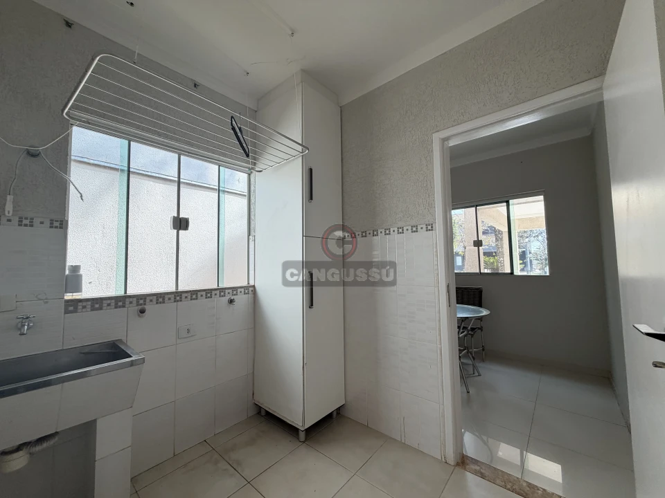 Imagens do imóveis Casa para locação no condomínio sun lake