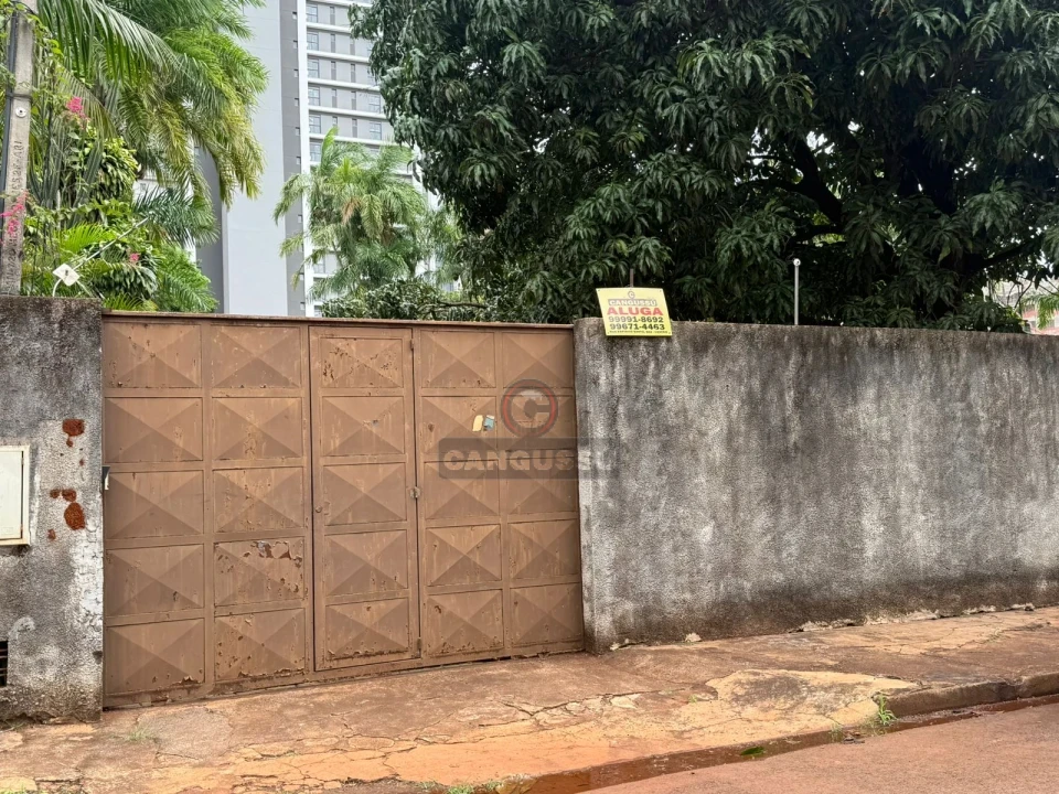 Imagens do imóveis Aluga-se terreno esquina com o mercadão da prochet