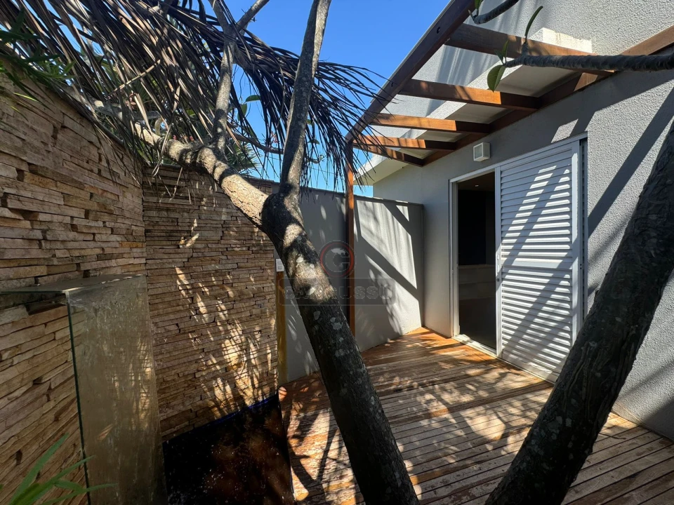 Imagens do imóveis Casa à venda no Condomínio Sun Lake