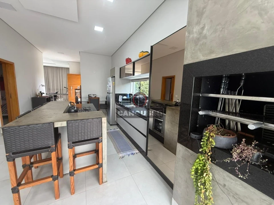 Imagens do imóveis Casa à venda no Tauá – 4 quartos, suítes e pé-direito alto