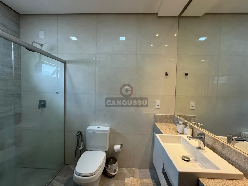 Imagens do imóveis Casa à venda 4 Quartos, 4 Suítes, 4 Vagas, 500M², Condomínio Sun Lake, Londrina - PR