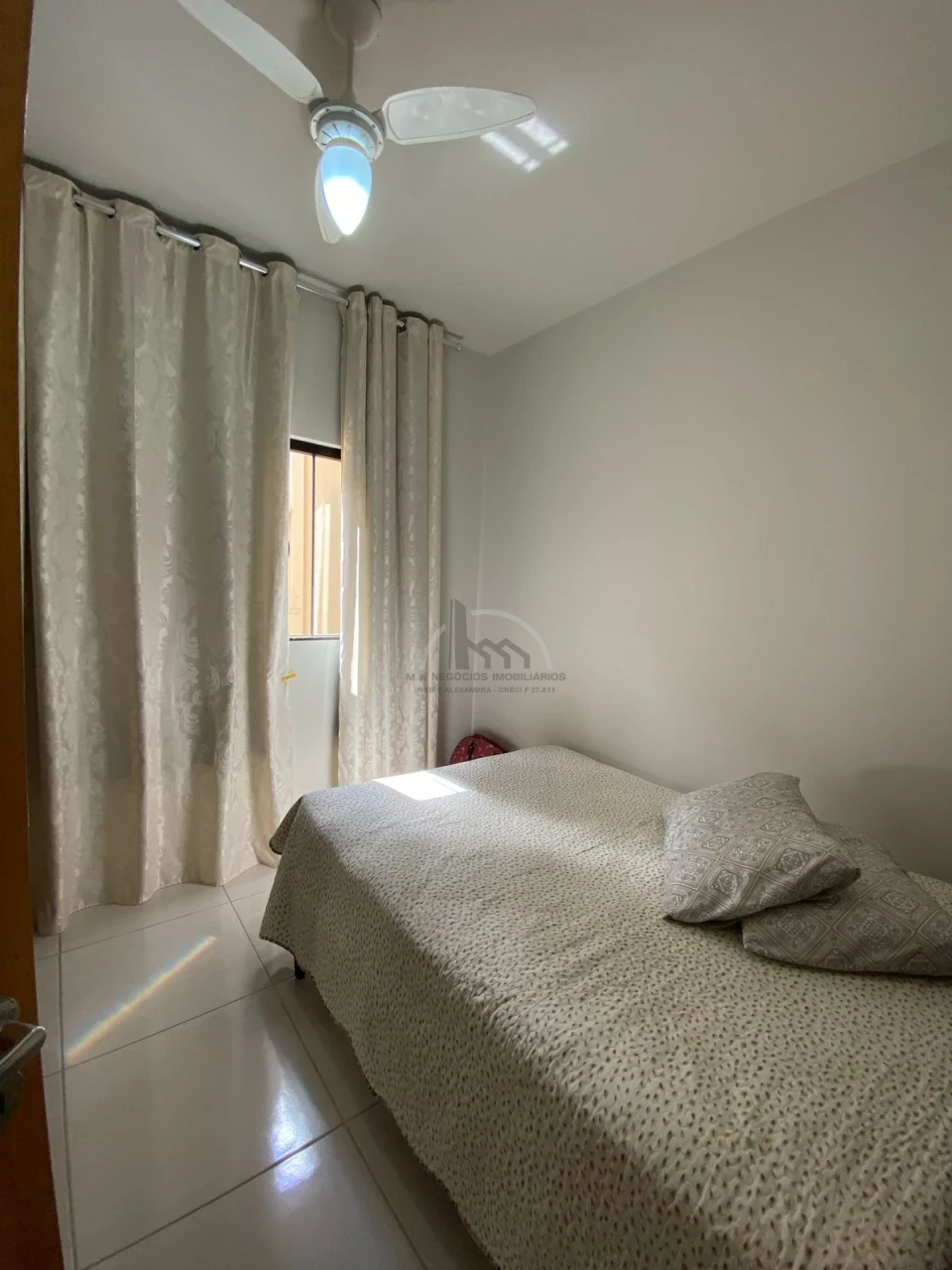 Imagens do imóveis CASA SEMINOVA