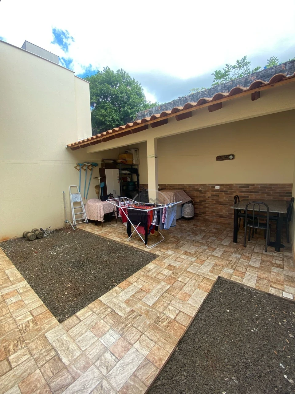 Imagens do imóveis CASA SEMINOVA