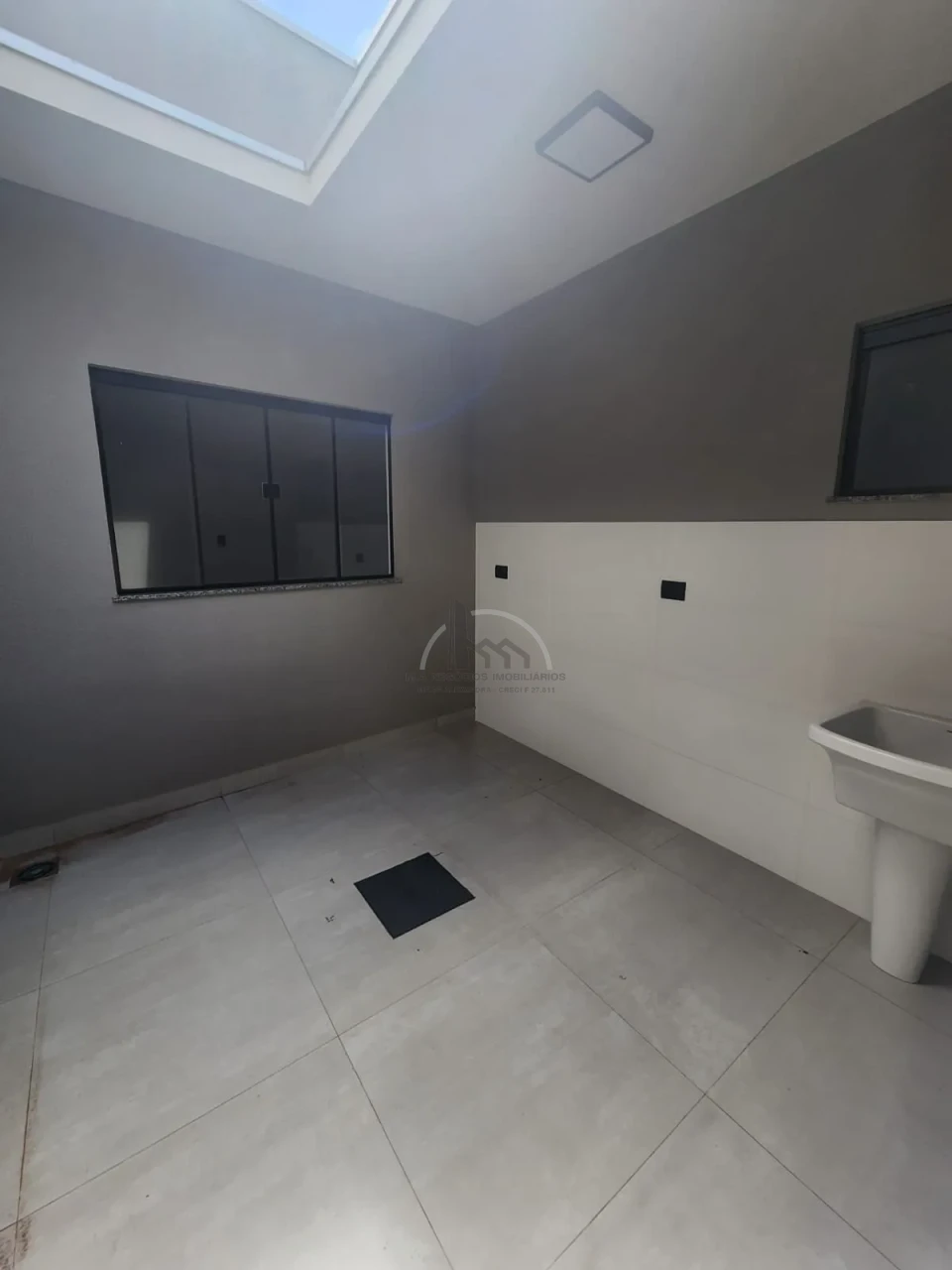 Imagens do imóveis Casa nova geminada Londrina