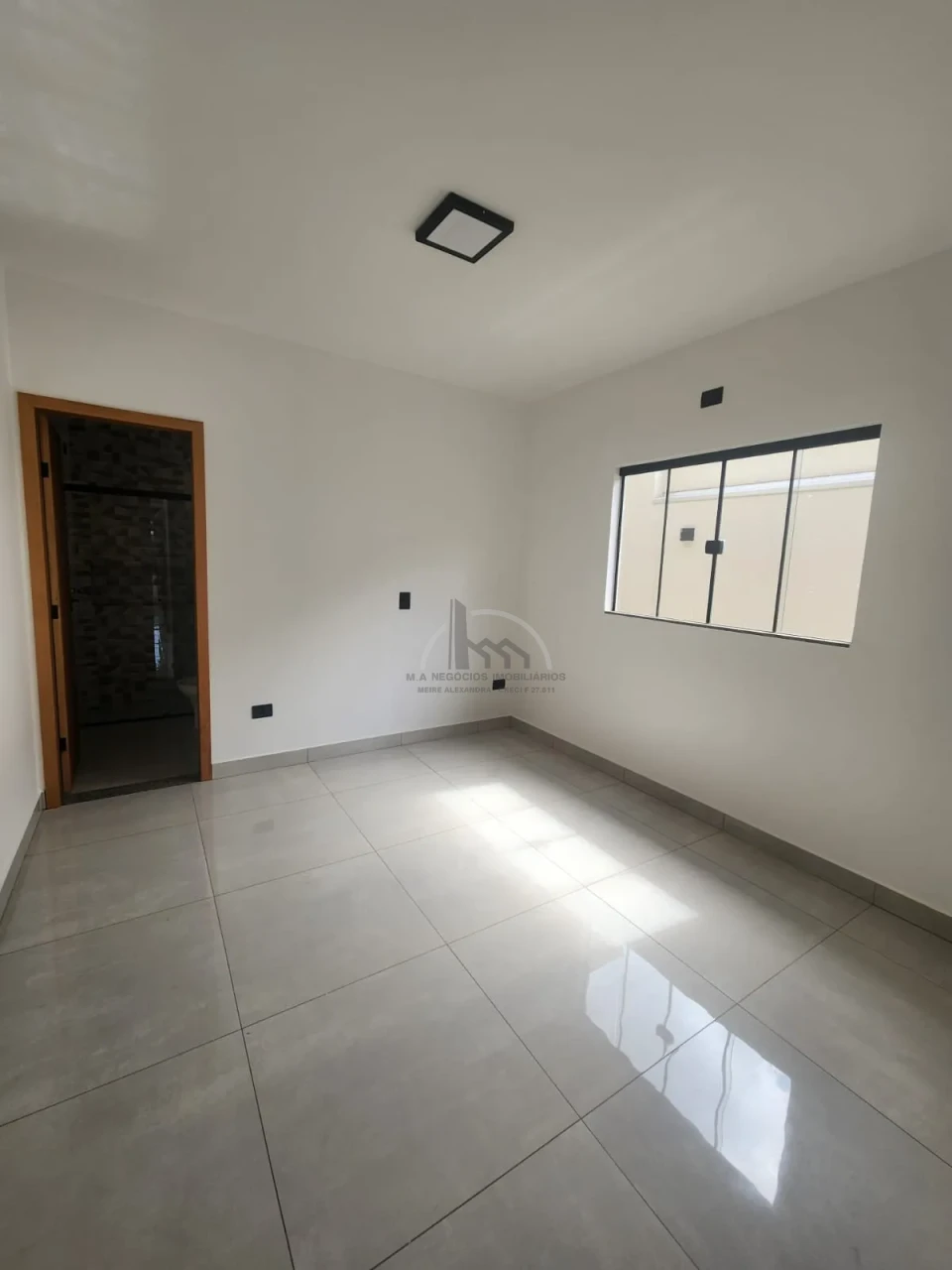 Imagens do imóveis Casa nova geminada à venda em Londrina