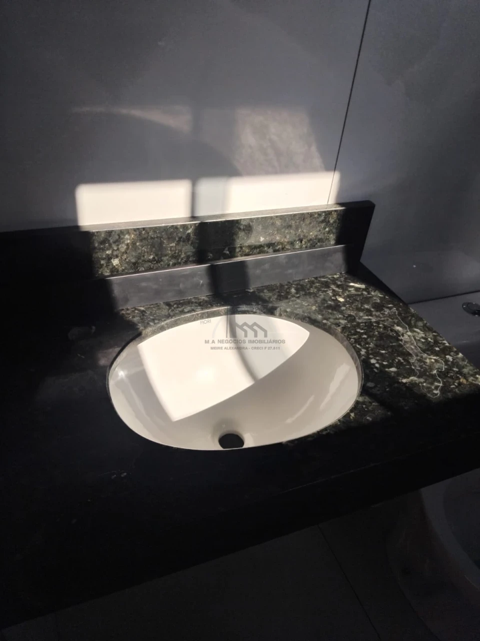 Imagens do imóveis Casa geminada nova