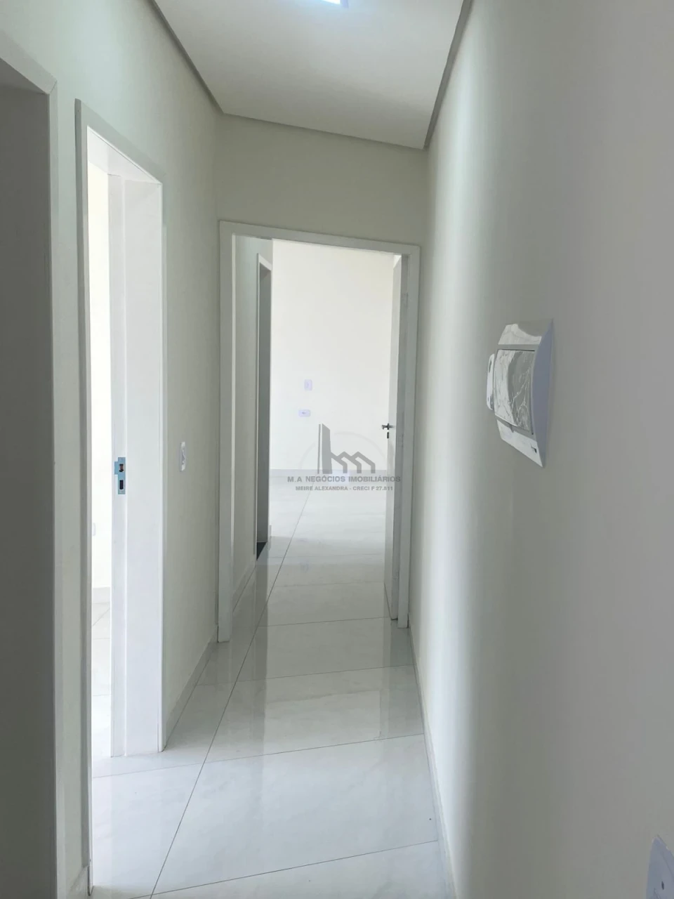 Imagens do imóveis CASA NOVA À VENDA NO JARDIM DOS ESTADOS, ZONA NORTE LONDRINA