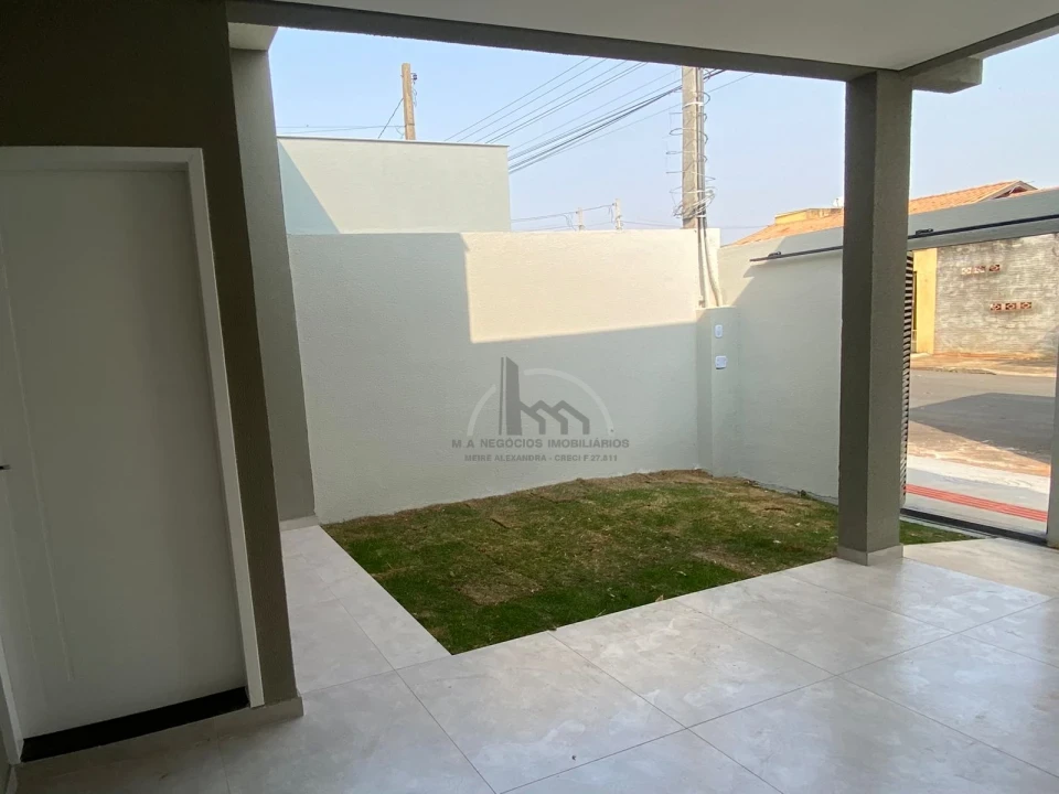 Imagens do imóveis CASA NOVA À VENDA NO JARDIM DOS ESTADOS, ZONA NORTE LONDRINA