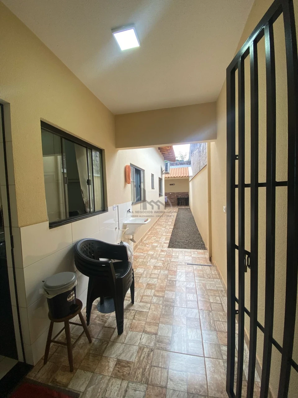 Imagens do imóveis CASA SEMINOVA