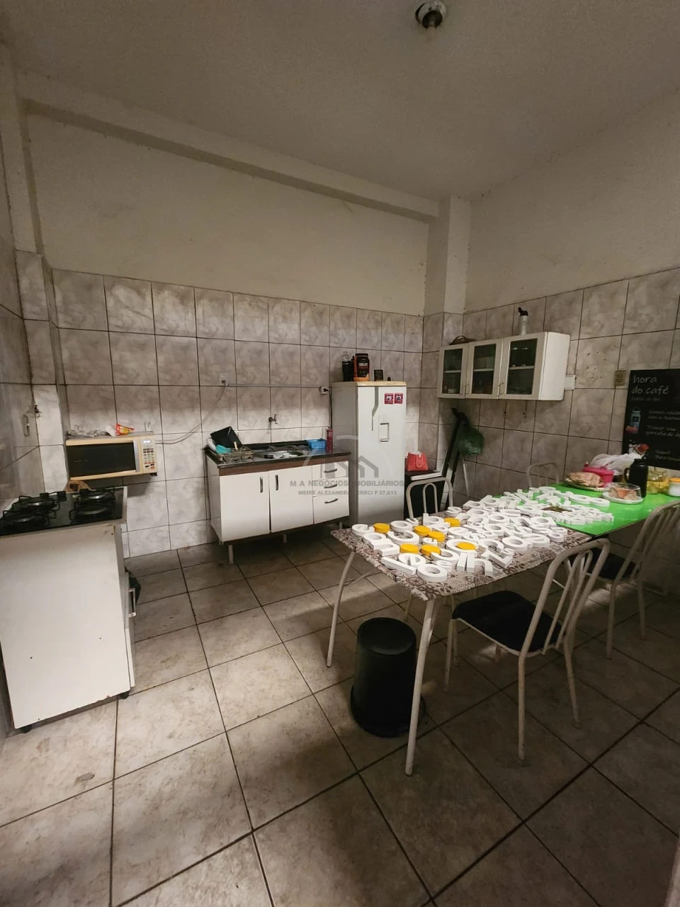 Imagens do imóveis BARRACÃO COMERCIAL PARA LOCAÇÃO - LEONOR