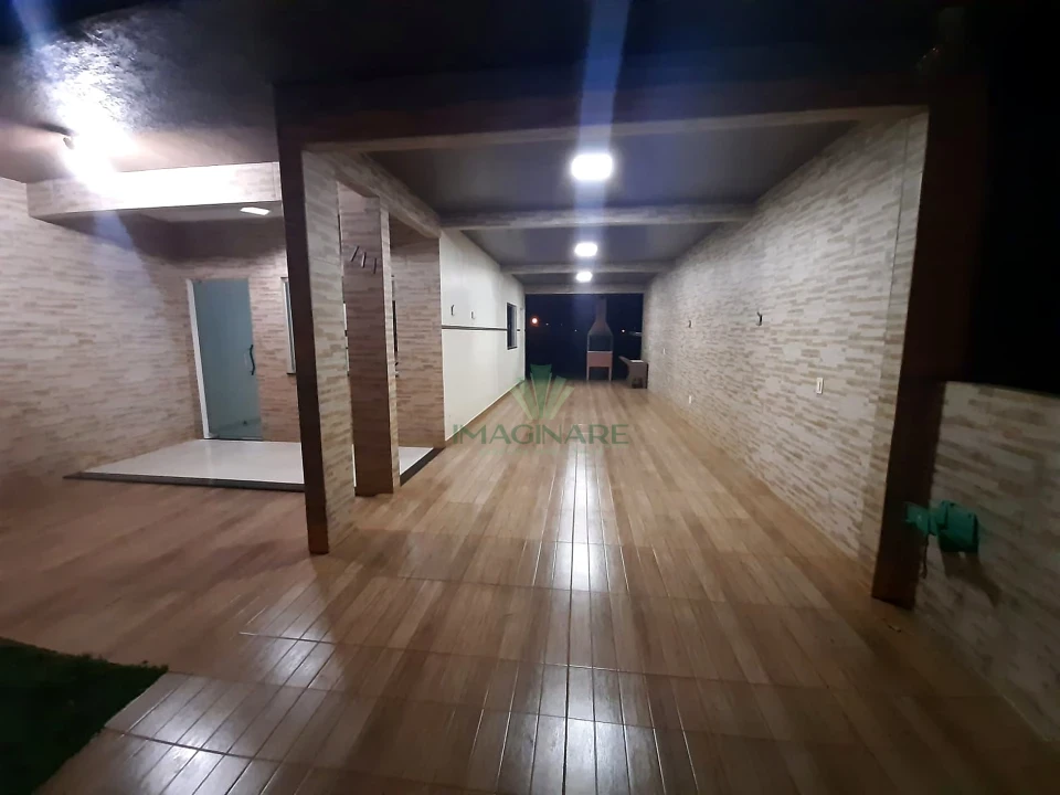 Imagens do imóveis Casa À Venda Centro Lindoeste