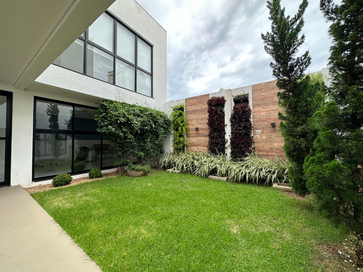Imagens do imóveis Comercial Para Alugar Centro Cascavel