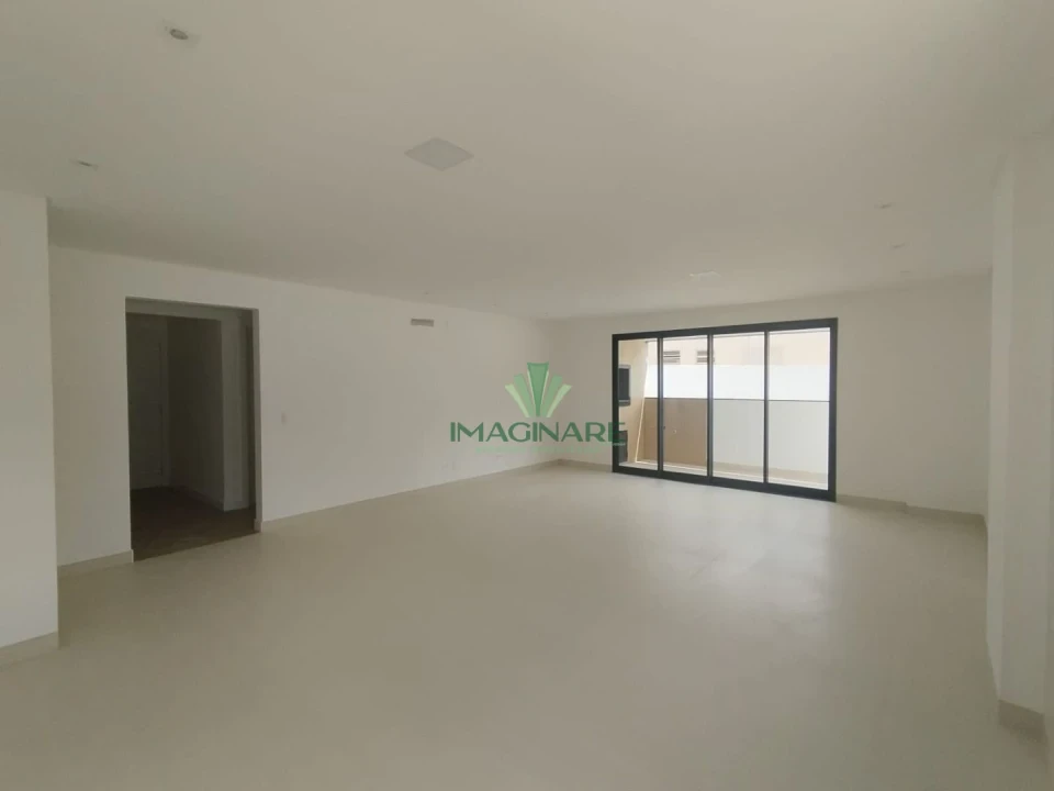 Imagens do imóveis Edificio Carlos A. Studzinski Centro