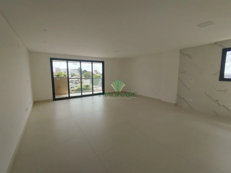 Imagens do imóveis Edificio Carlos A. Studzinski Centro