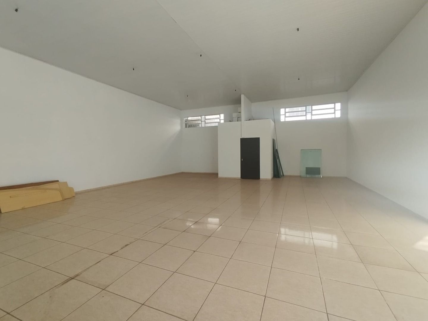 Comercial Universitário