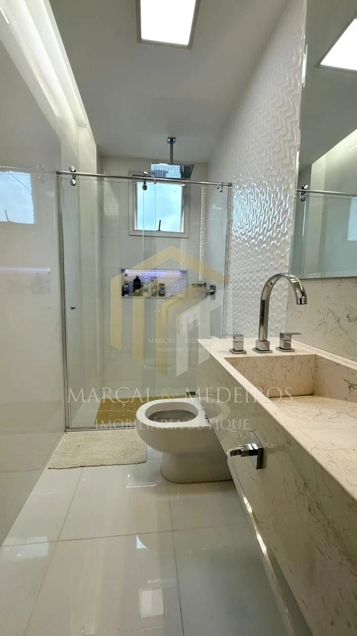 APARTAMENTO PORTEIRA FECHADA Á VENDA