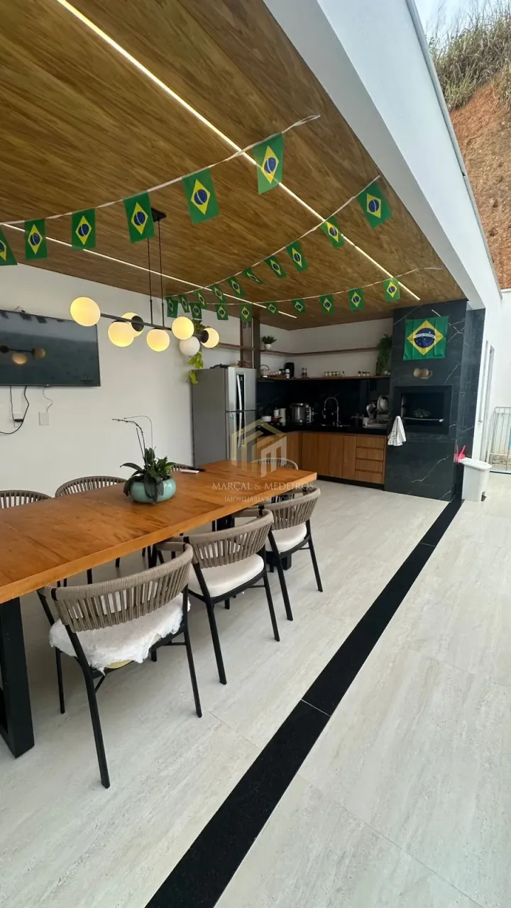Imagens do imóveis casa com piscina