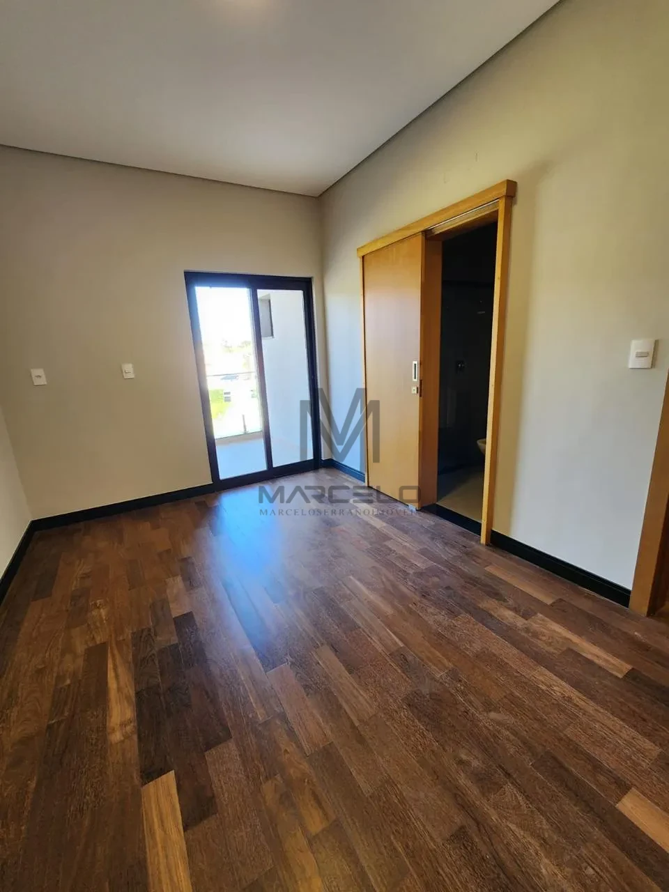 Imagens do imóveis Casa Em Condomínio À Venda Condomínio Royal Park Londrina