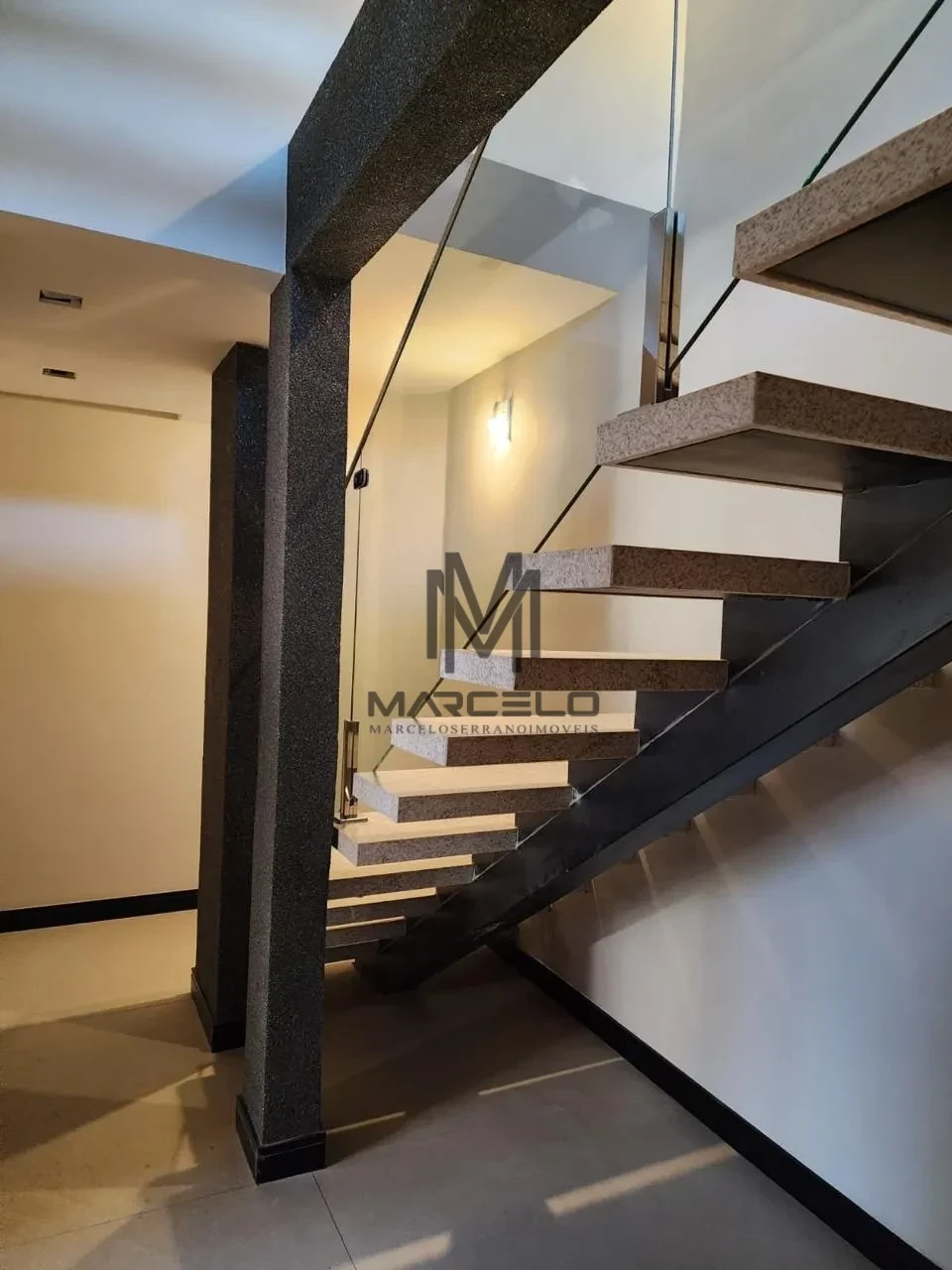 Imagens do imóveis Casa Em Condomínio À Venda Condomínio Royal Park Londrina