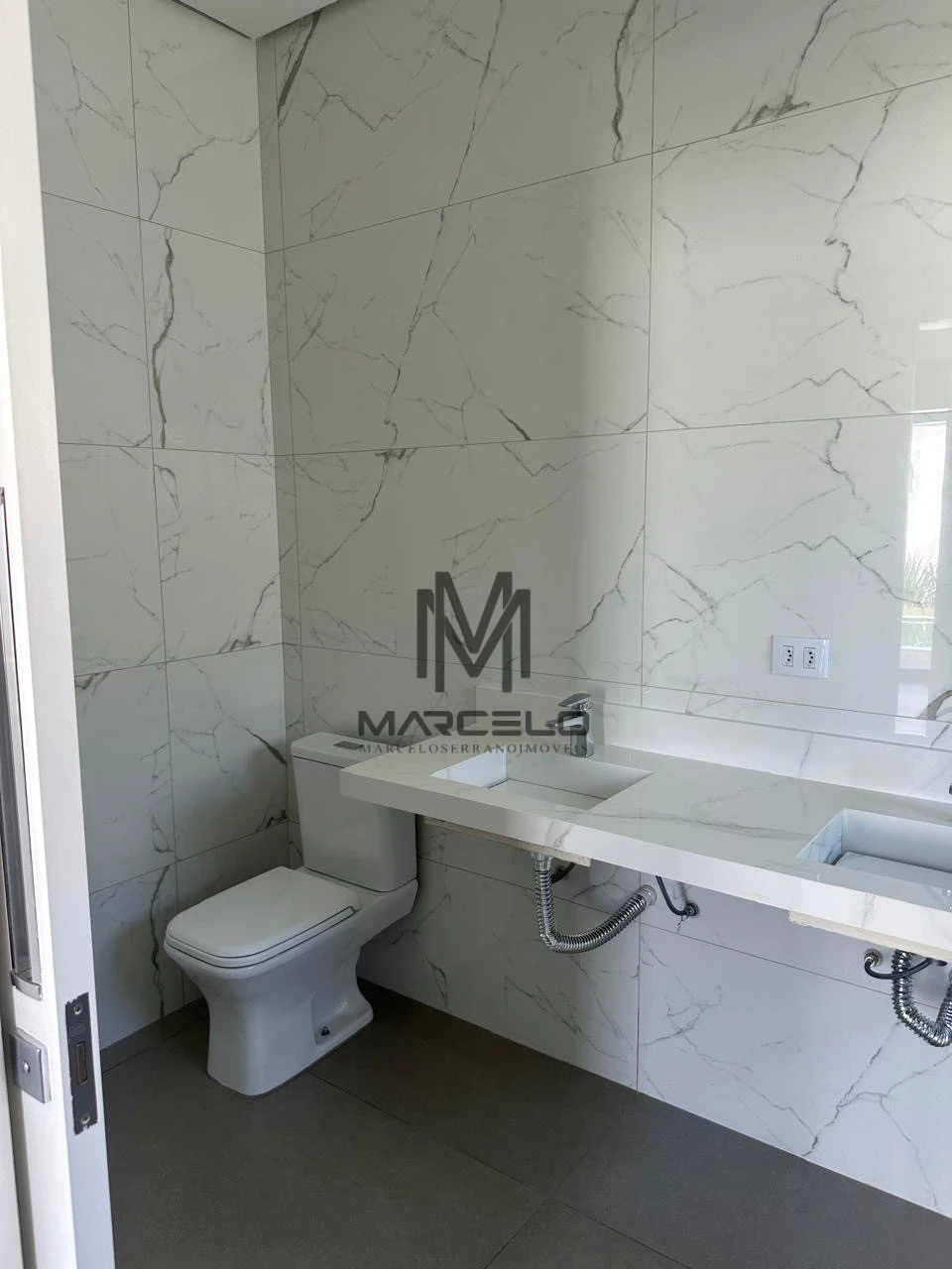 Imagens do imóveis Casa Em Condomínio À Venda Condomínio Bella Vitta Londrina