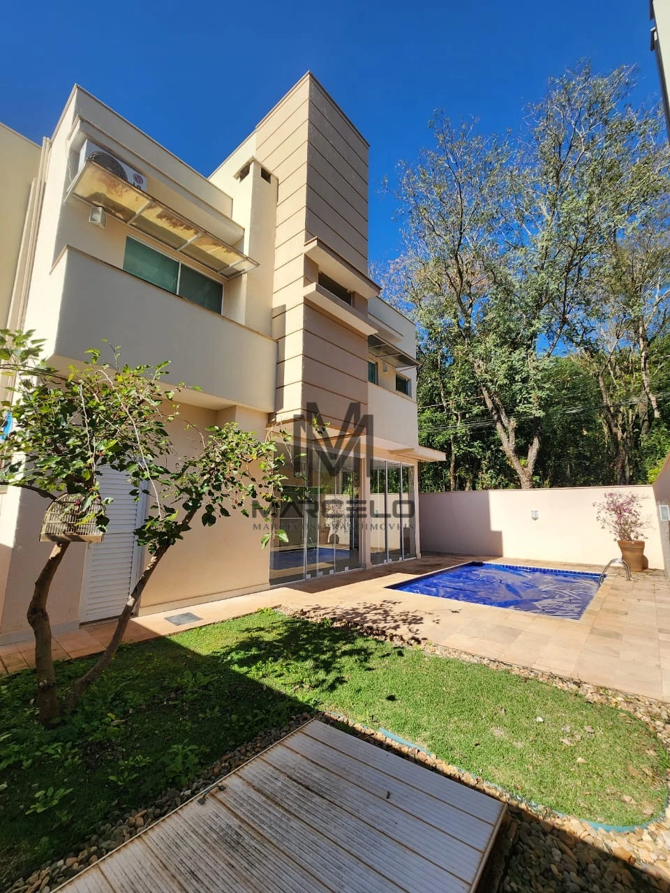 Imagens do imóveis Casa Em Condomínio À Venda Condomínio Royal Forest Londrina