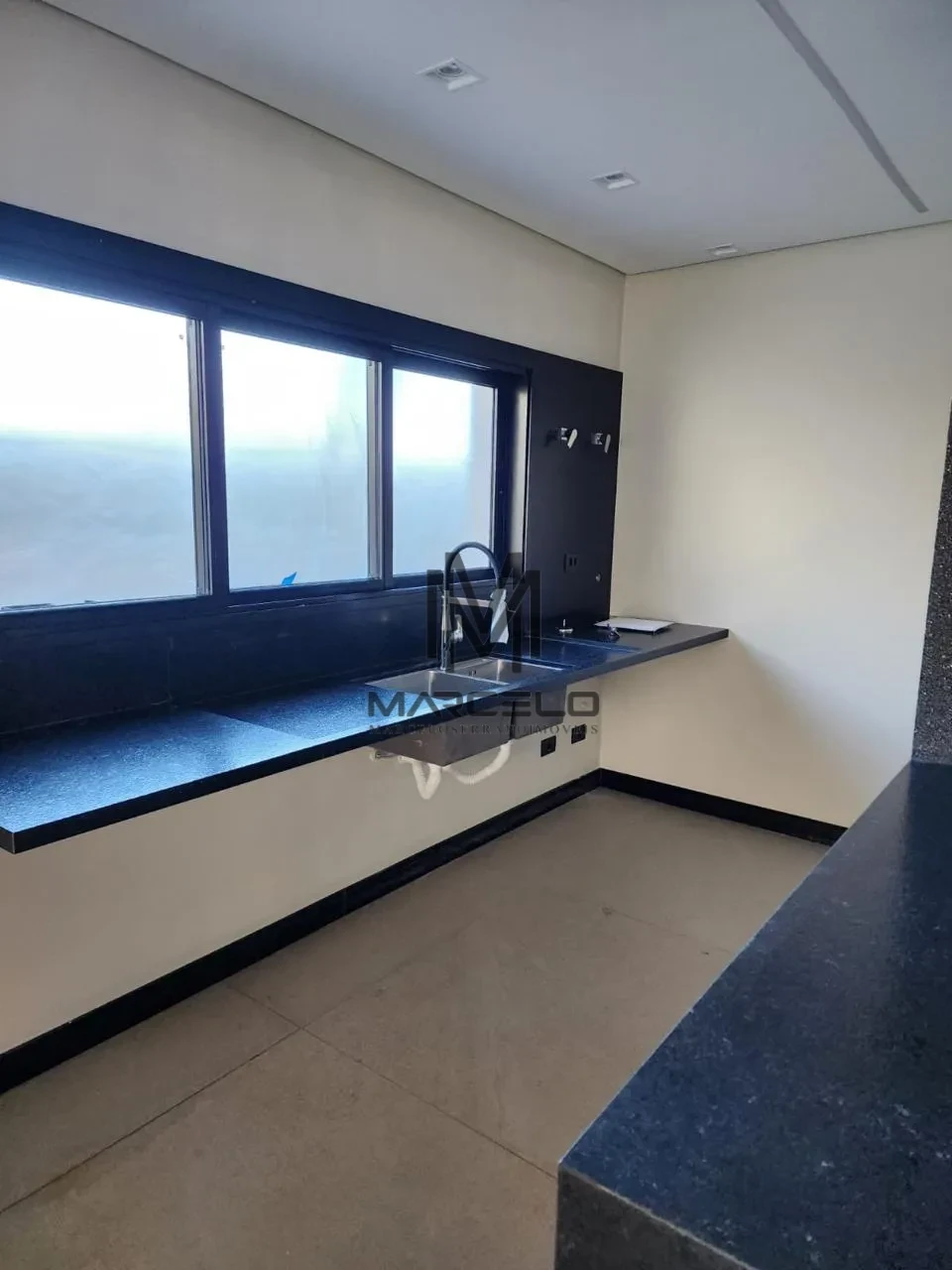 Imagens do imóveis Casa Em Condomínio À Venda Condomínio Royal Park Londrina