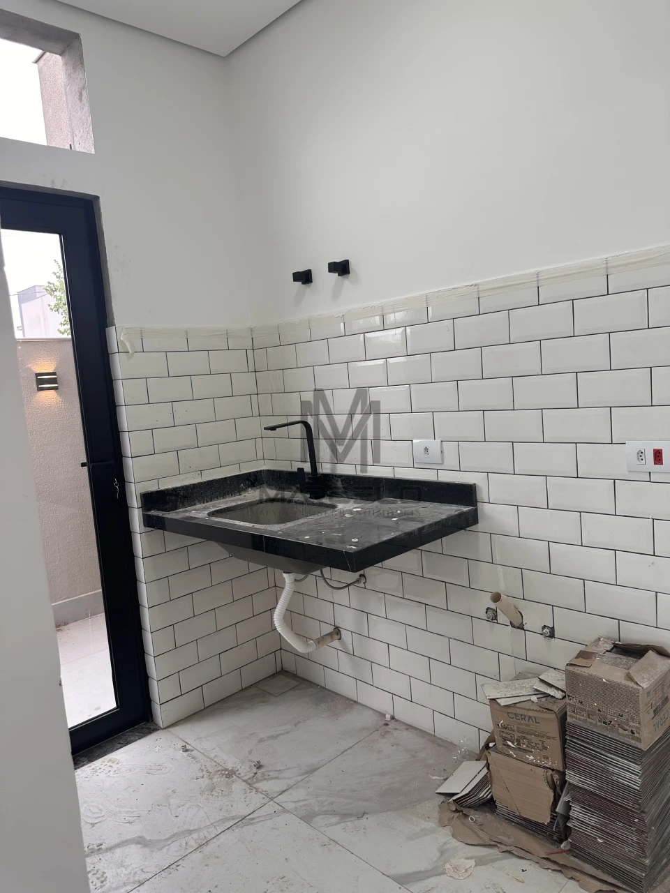 Imagens do imóveis Condomínio Parque Taua Araçari