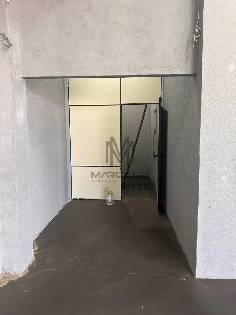 Imagens do imóveis Sobre comercial à venda com 485m2 útil.