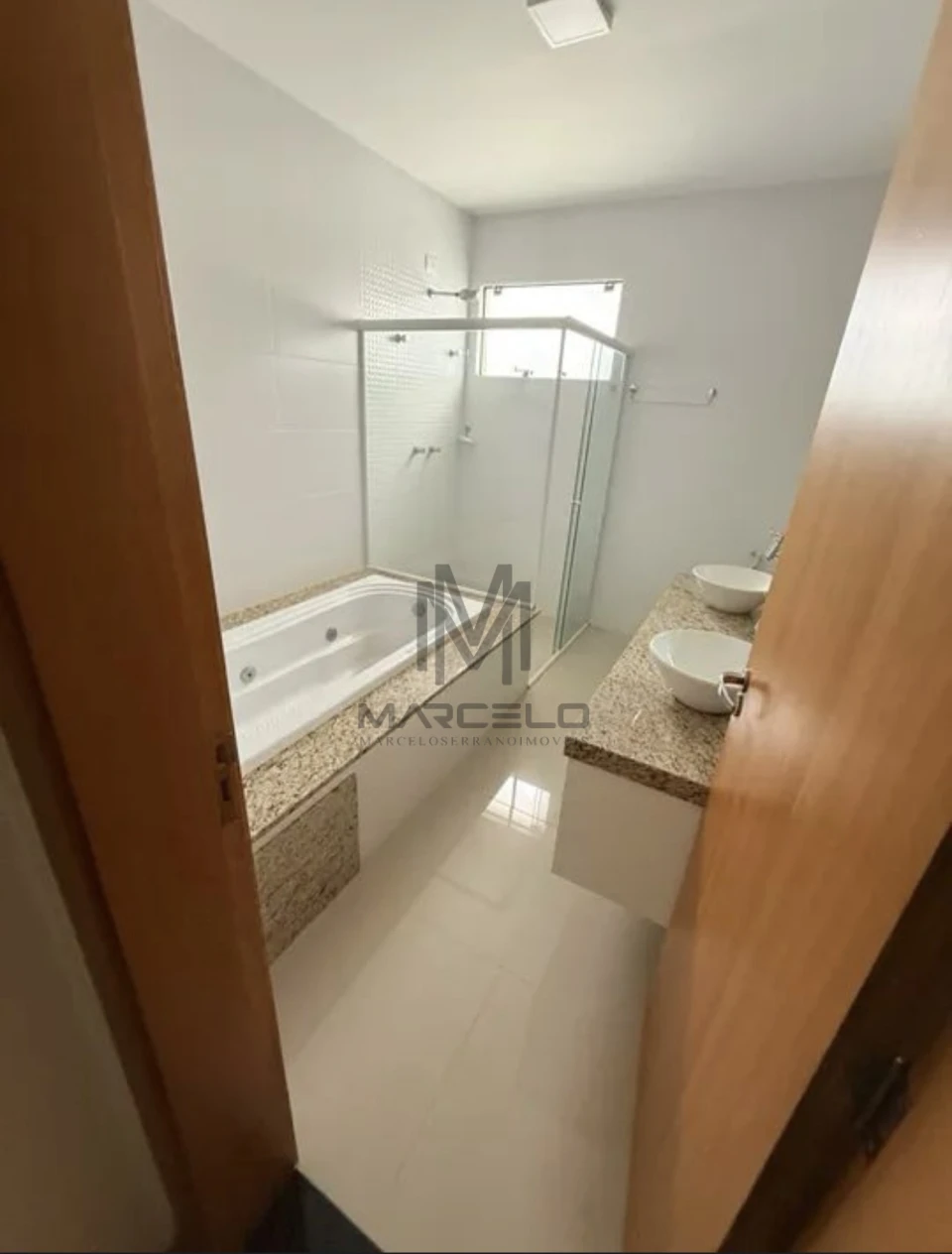 Imagens do imóveis Casa Em Condomínio Para Alugar Condomínio Royal Park Londrina