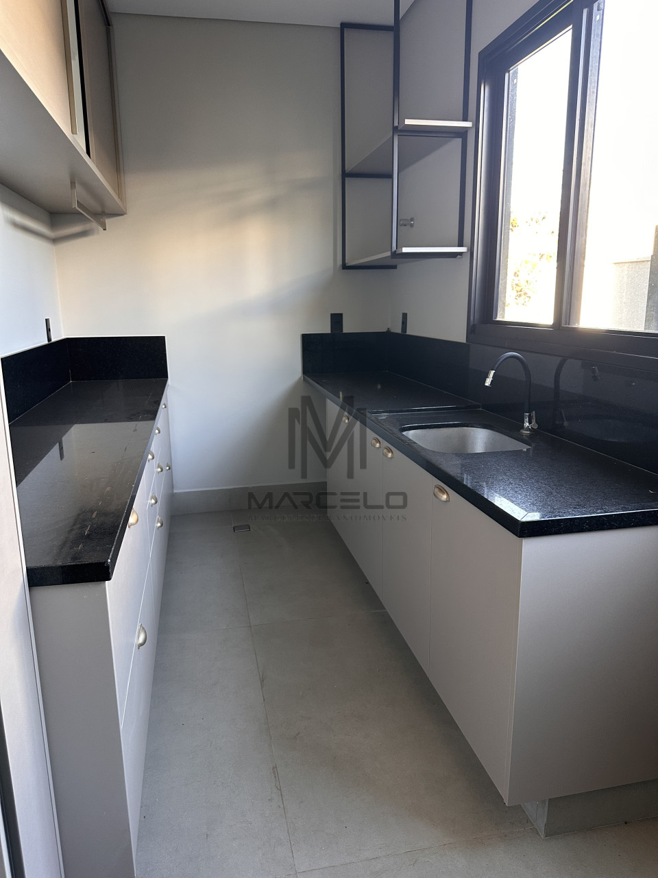 Imagens do imóveis Casa Em Condomínio Á Venda Condomínio Sun Lake Londrina