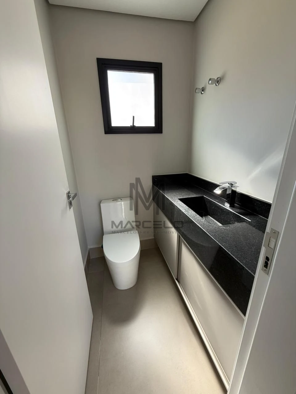 Imagens do imóveis Casa Em Condomínio Á Venda Condomínio Parque Taua Araçari Londrina
