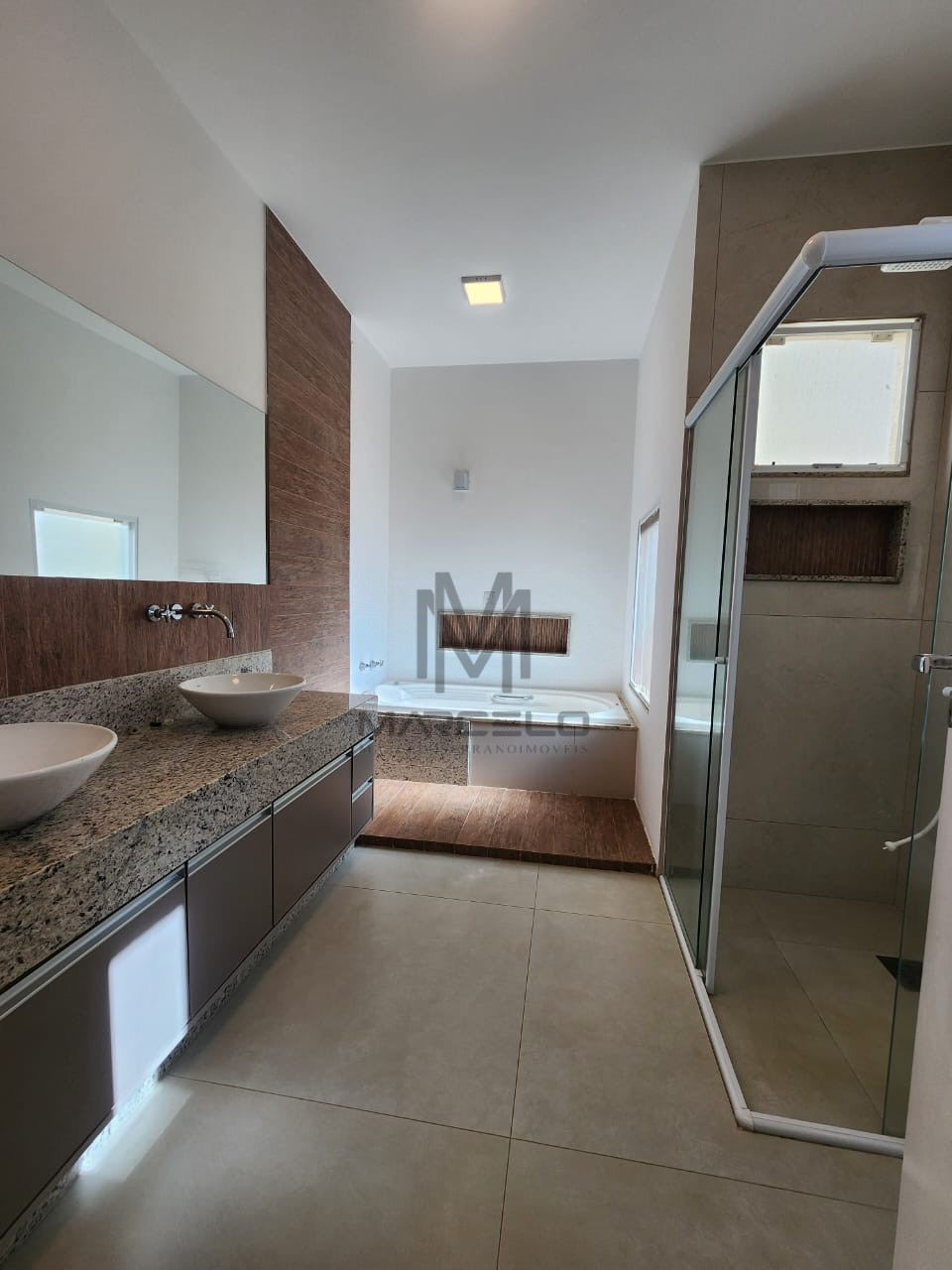 Imagens do imóveis Casa Em Condomínio Á Venda Condomínio Royal Forest Londrina