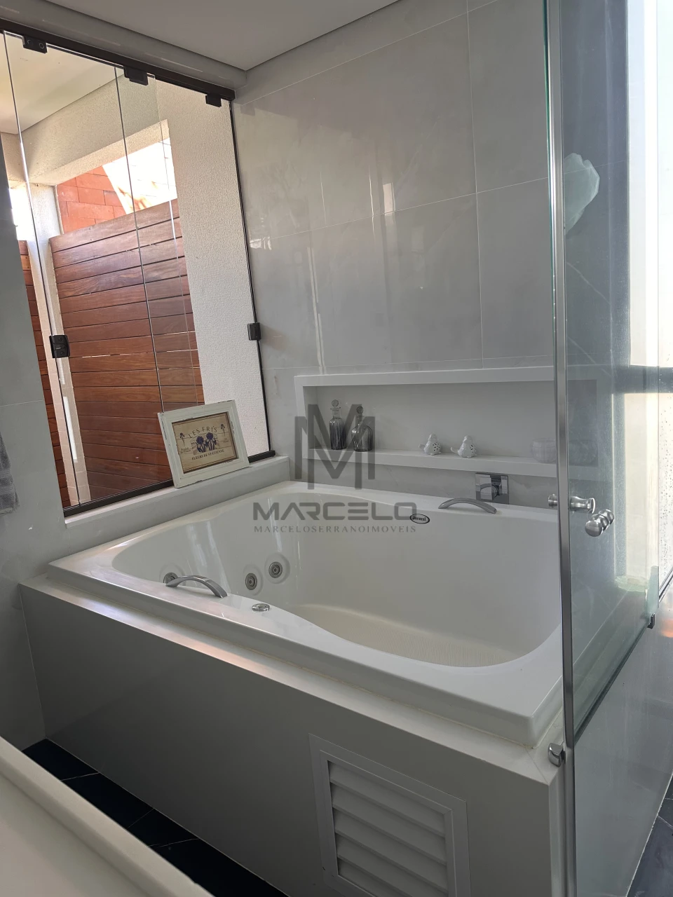 Imagens do imóveis Casa Em Condomínio Á Venda Alphaville 2 Londrina
