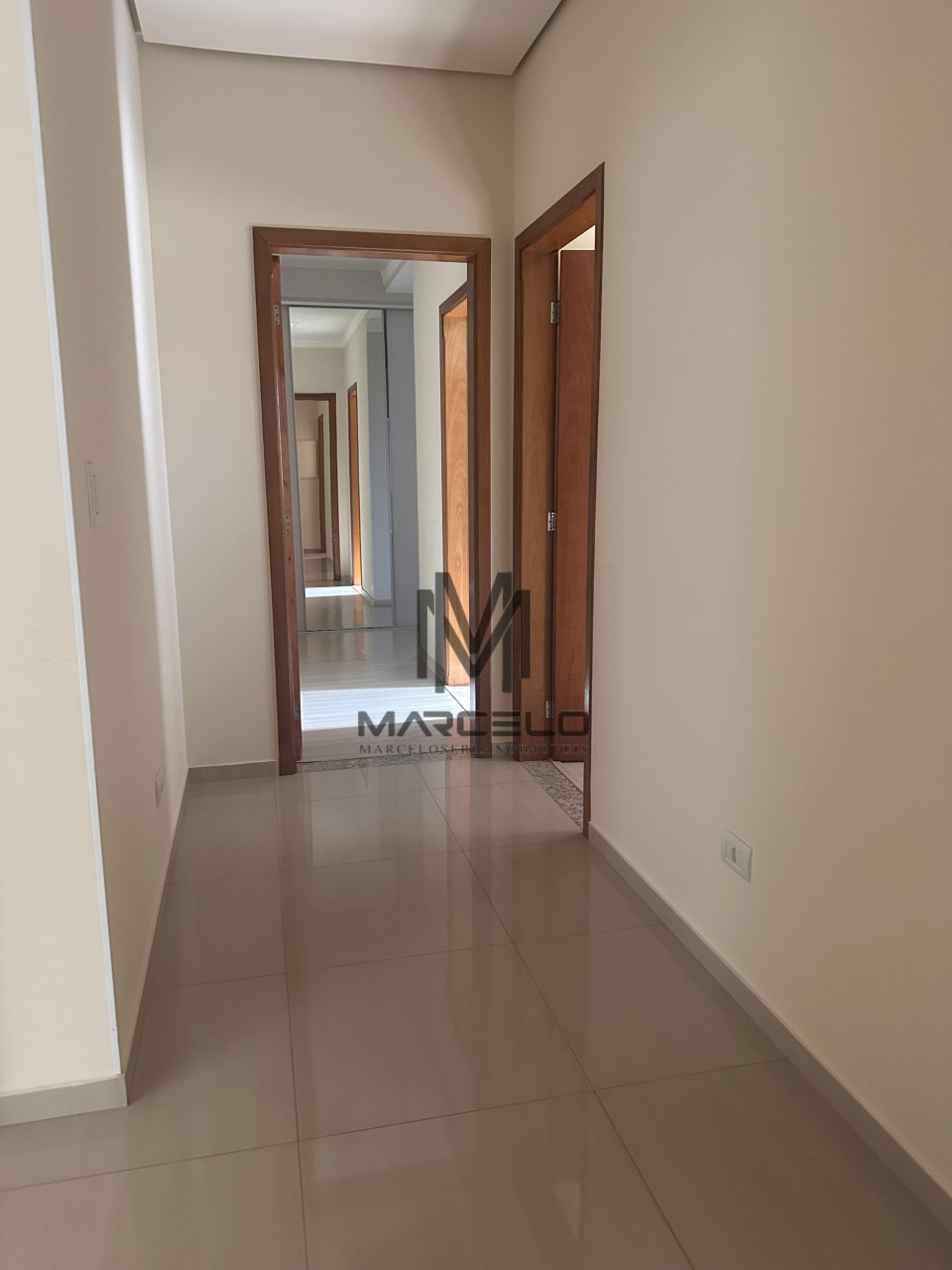 Imagens do imóveis Casa Em Condomínio Á Venda Condomínio Royal Forest Londrina